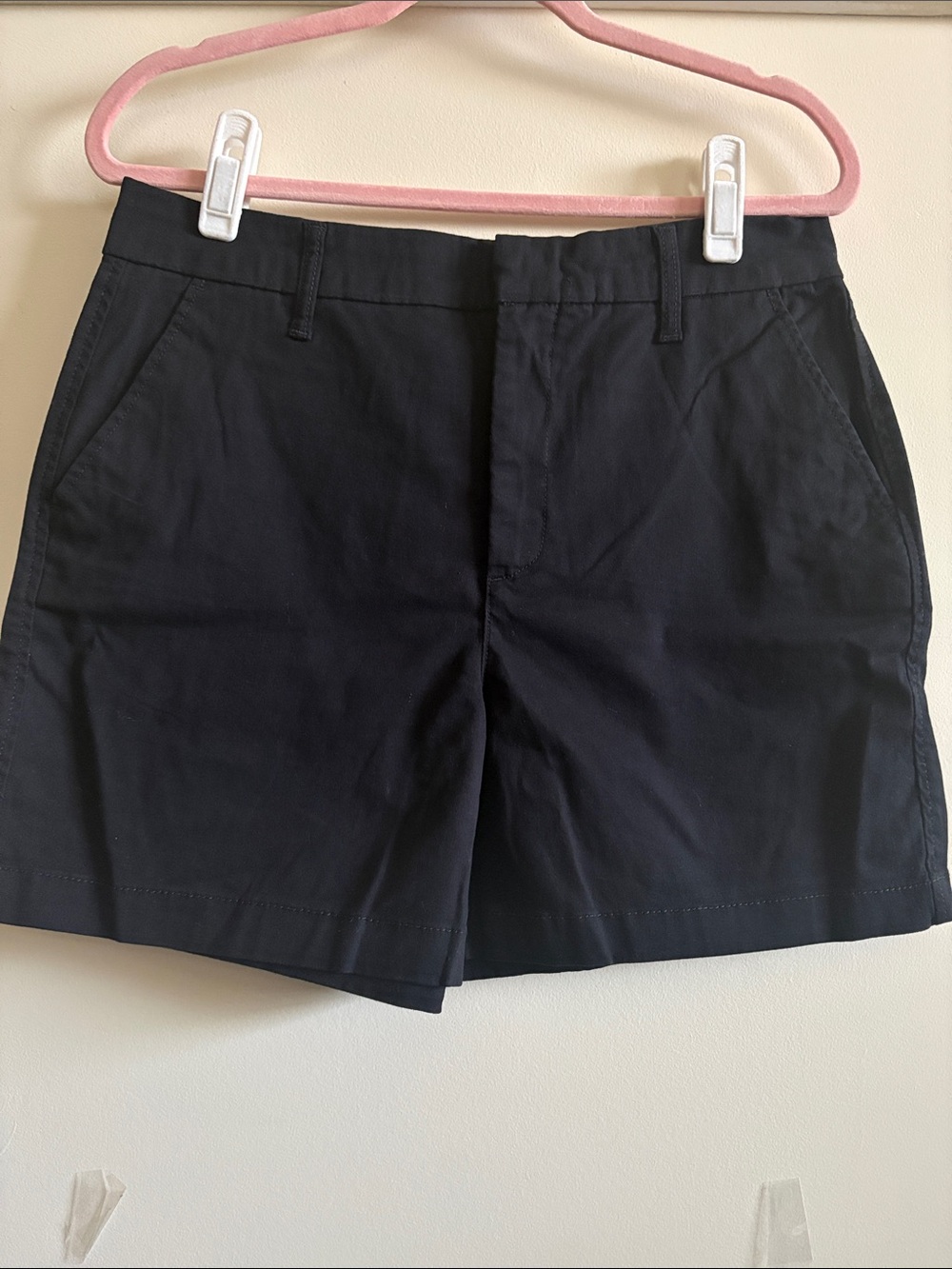 NWT Women’s Gloria Vanderbilt Black Women's Chino Shorts Size 10